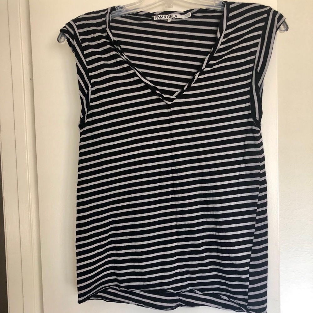 Pam & Gela Muscle-Tee